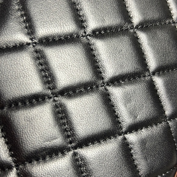 Chanel-Trendy CC O-MINI BAG Lambskin Quilted Wallet On Chain WOC Black Gold HW - Picture 16 of 17